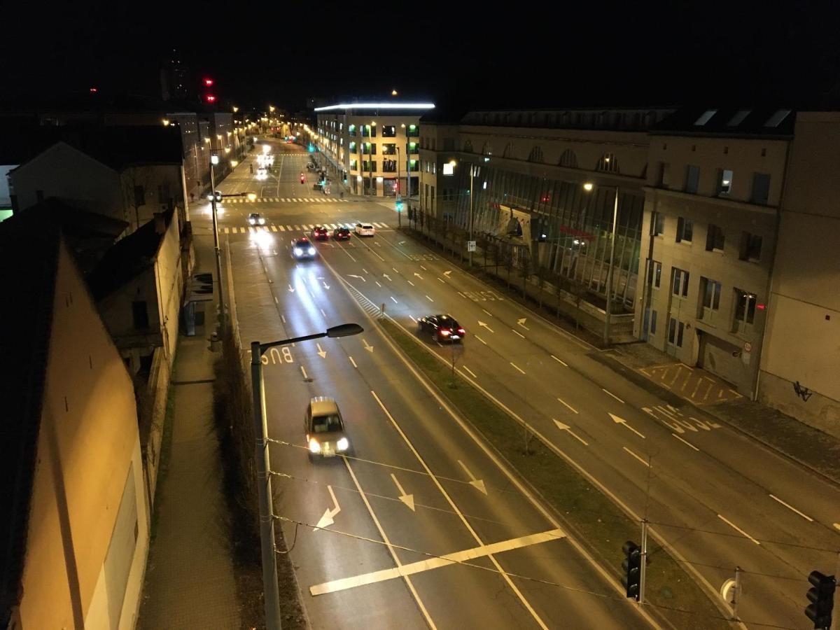 Queen Apartman Дебрецен Екстериор снимка
