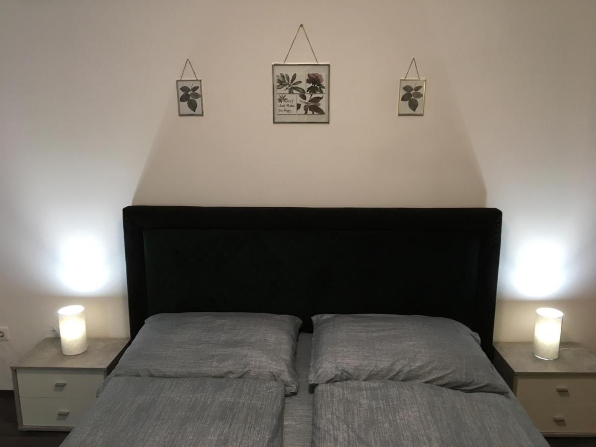 Queen Apartman Дебрецен Екстериор снимка