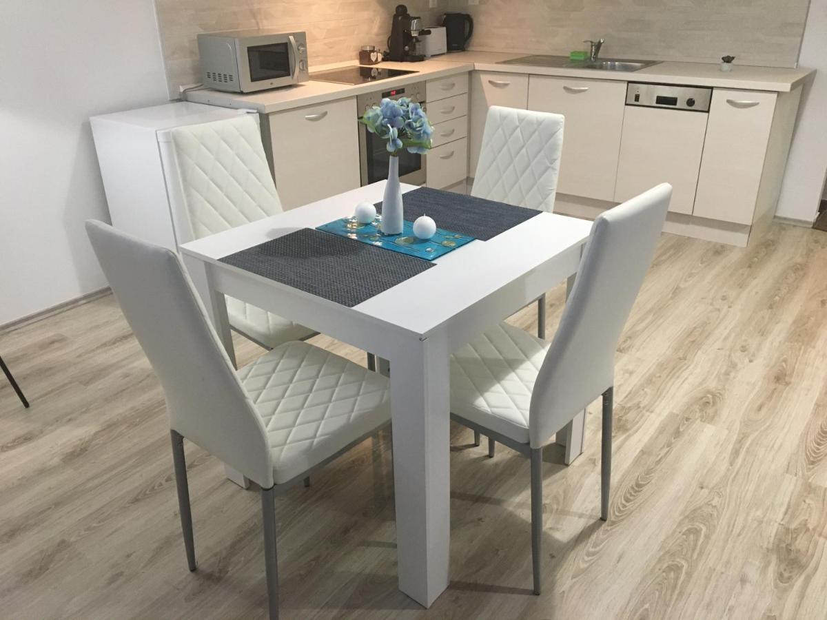 Queen Apartman Дебрецен Екстериор снимка