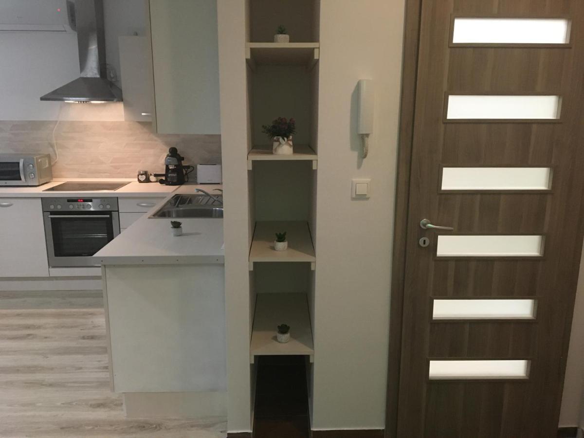 Queen Apartman Дебрецен Екстериор снимка