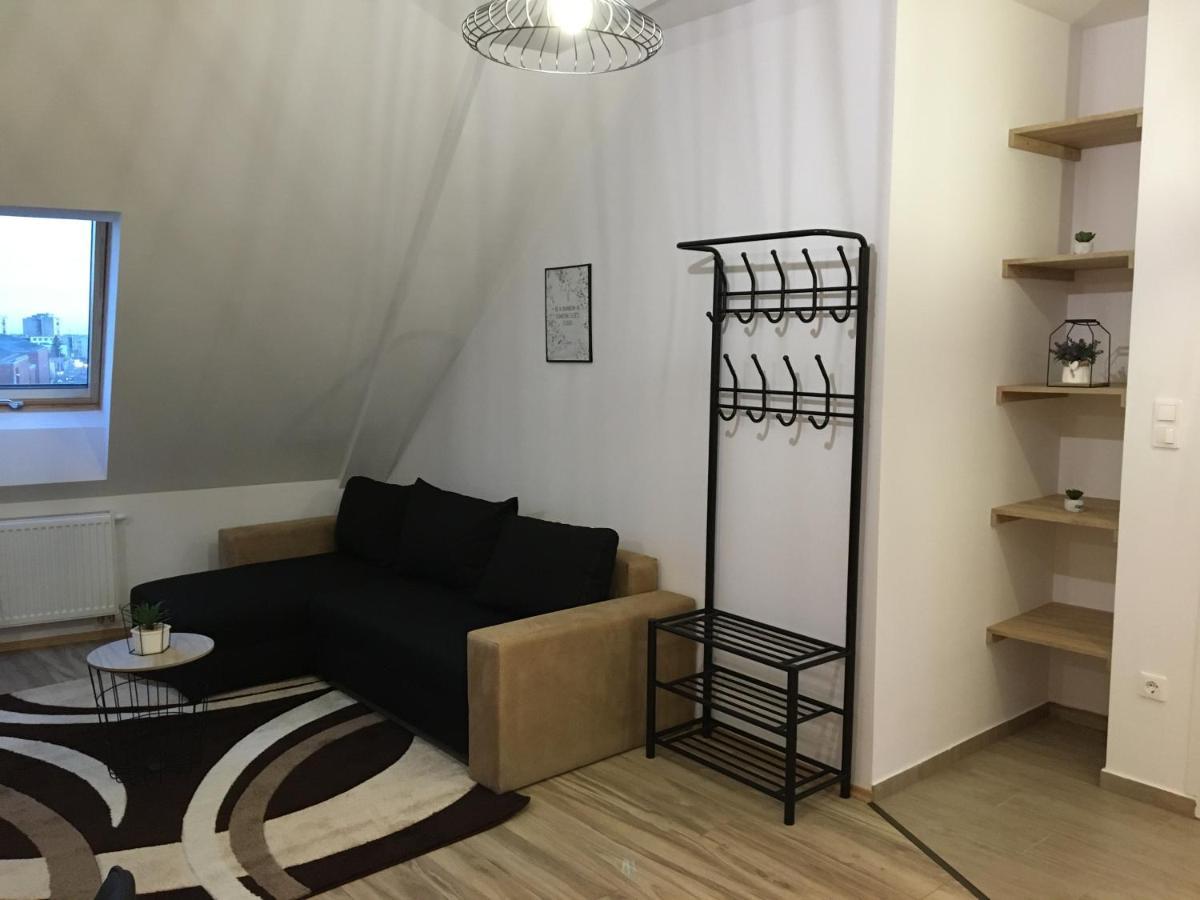 Queen Apartman Дебрецен Екстериор снимка